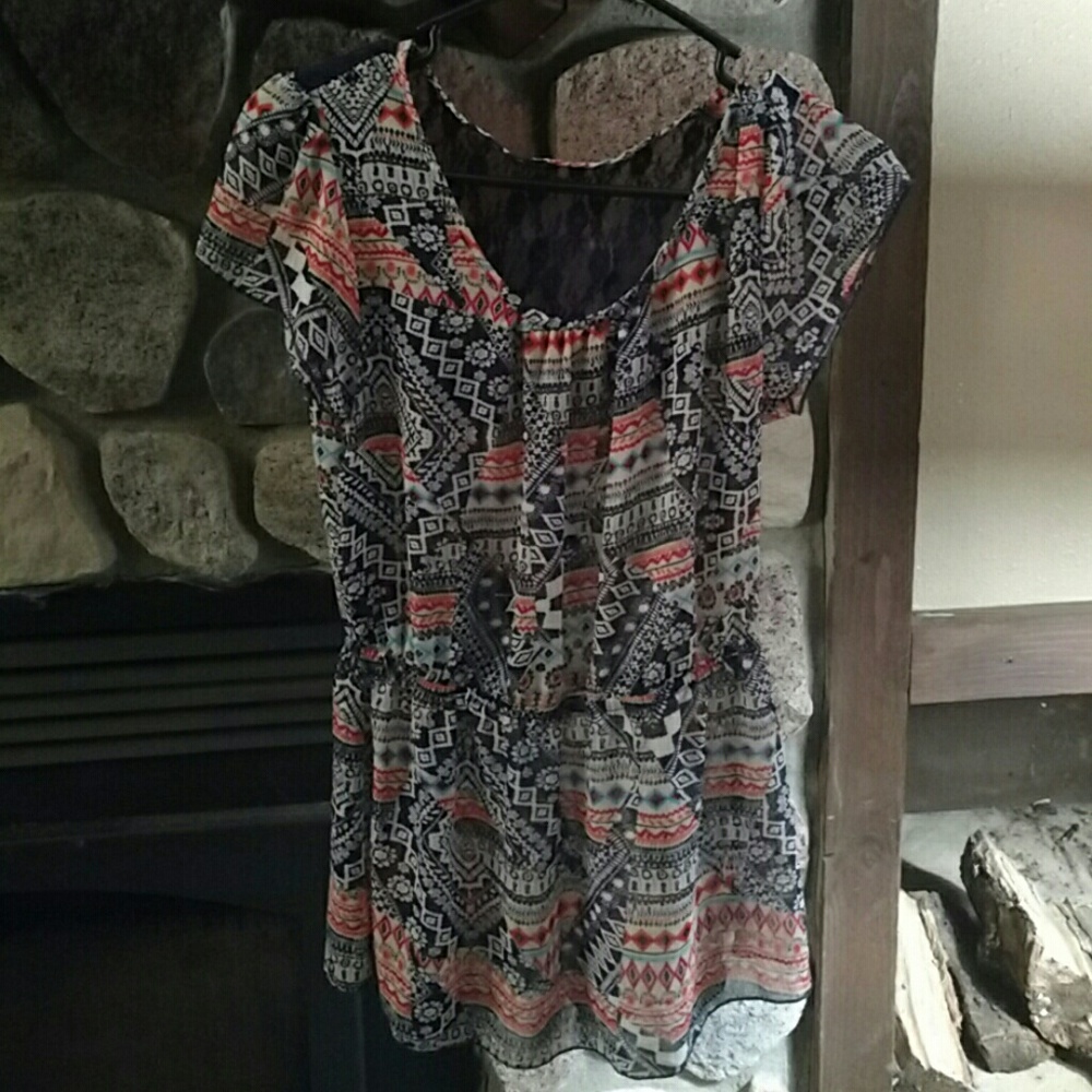 ✨Flowy top✨